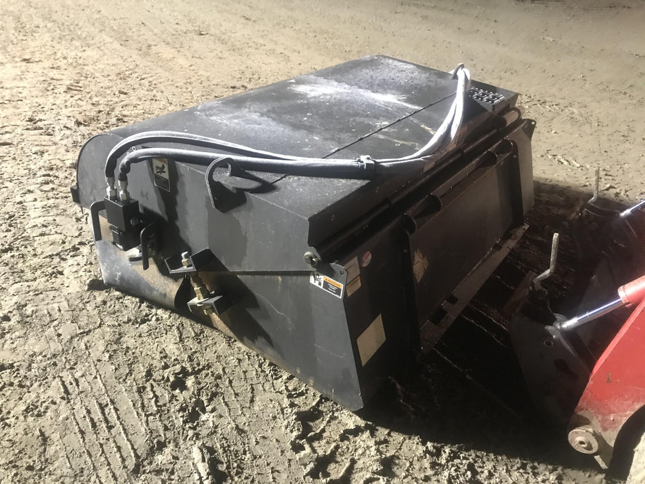 2020 PALADIN Sweepster SB72