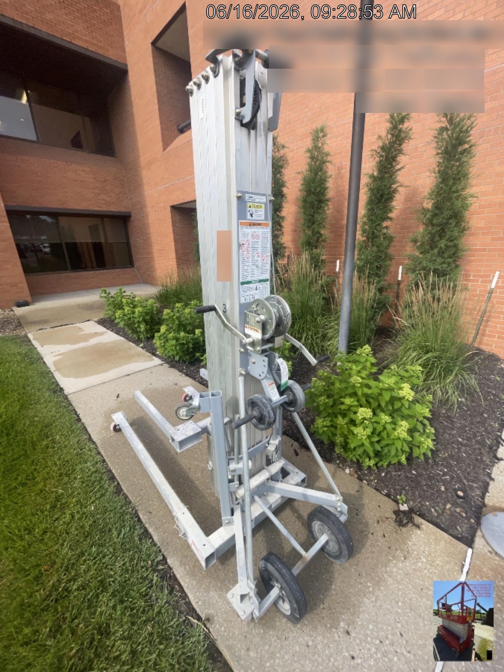 2020 GENIE SLC-24