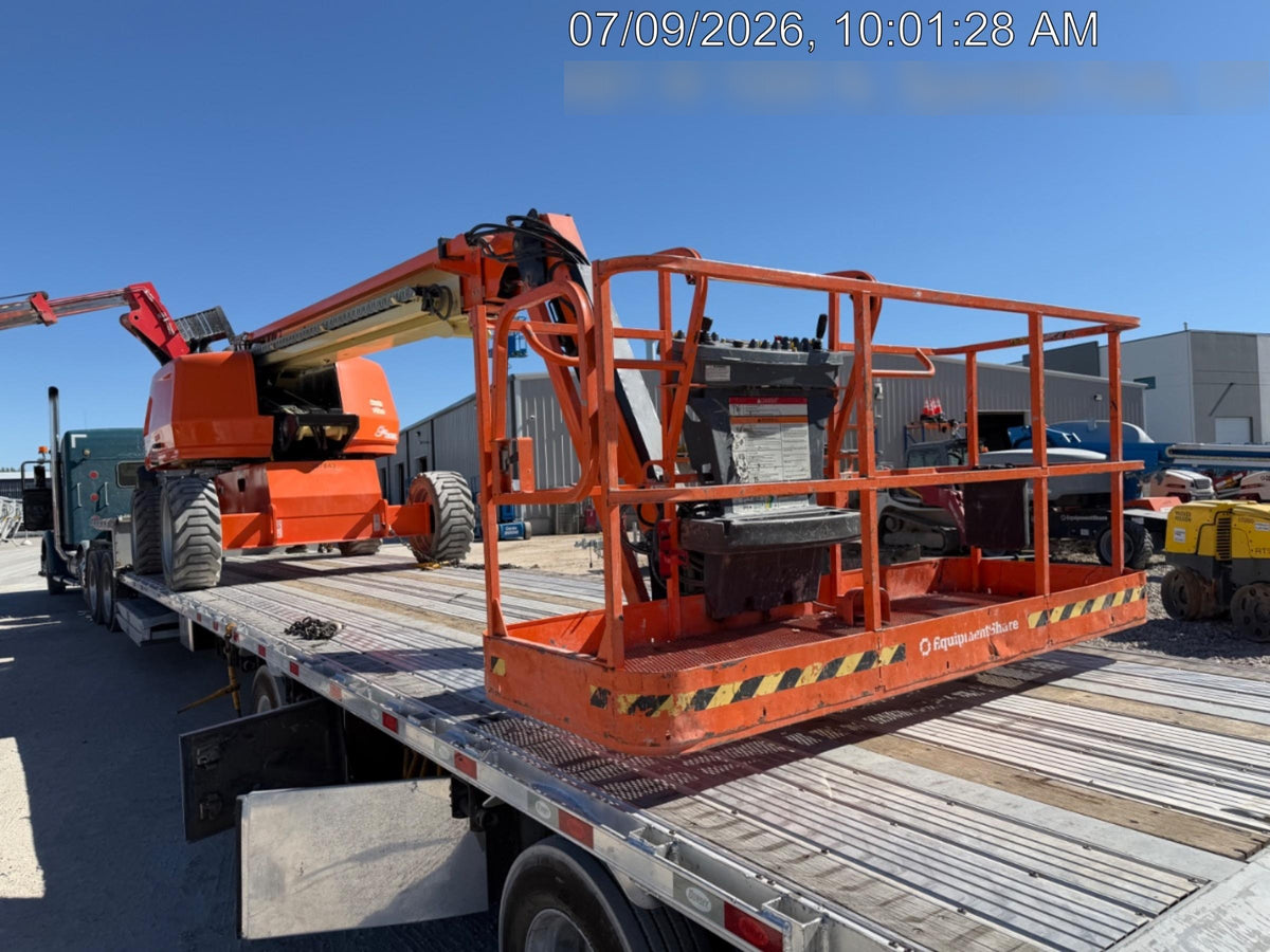 2023 JLG 660SJ