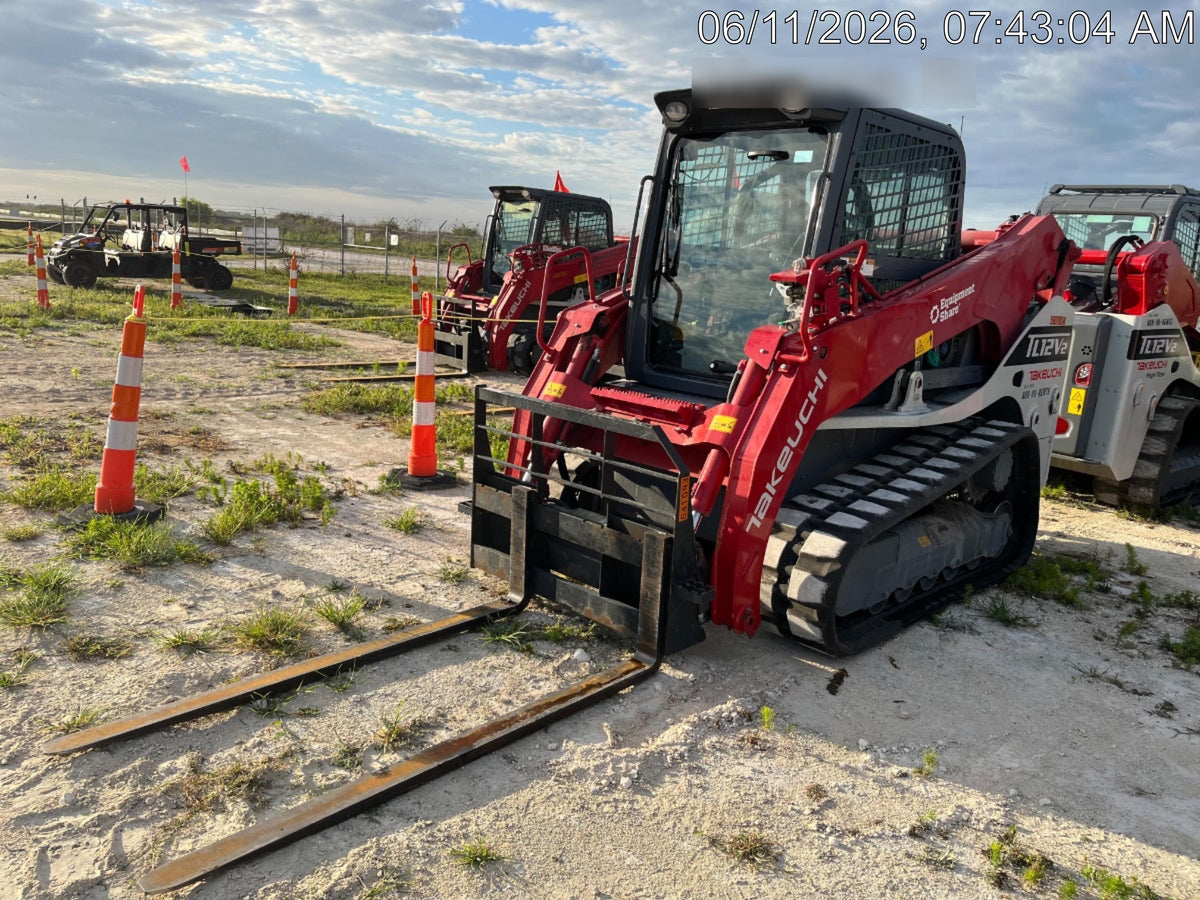 2025 TAKEUCHI TL12V2-CR