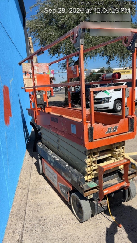 2021 JLG ES1932