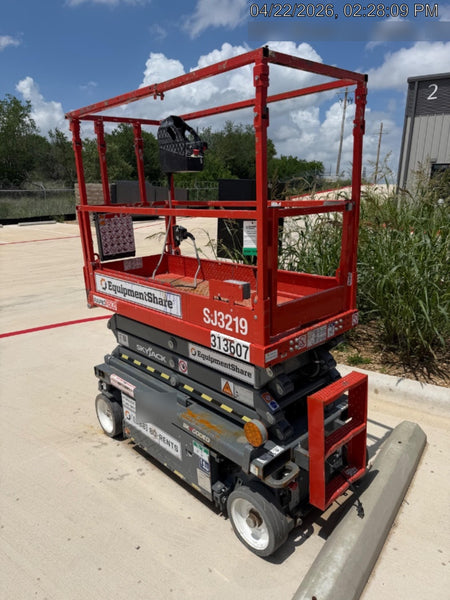 2023 SKYJACK SJ3219