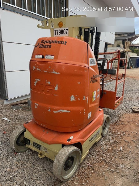 2021 JLG 26E