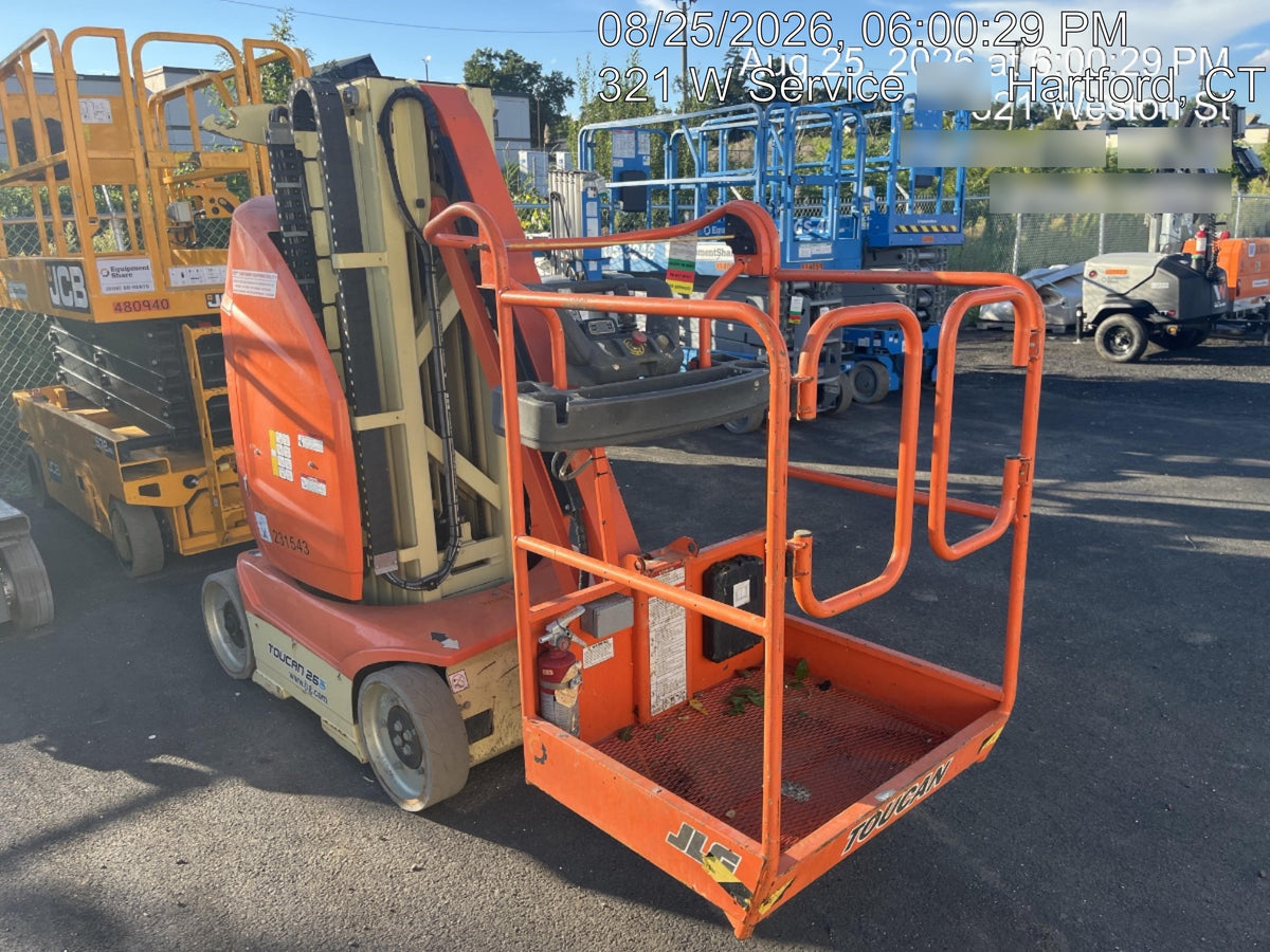 2022 JLG 26E