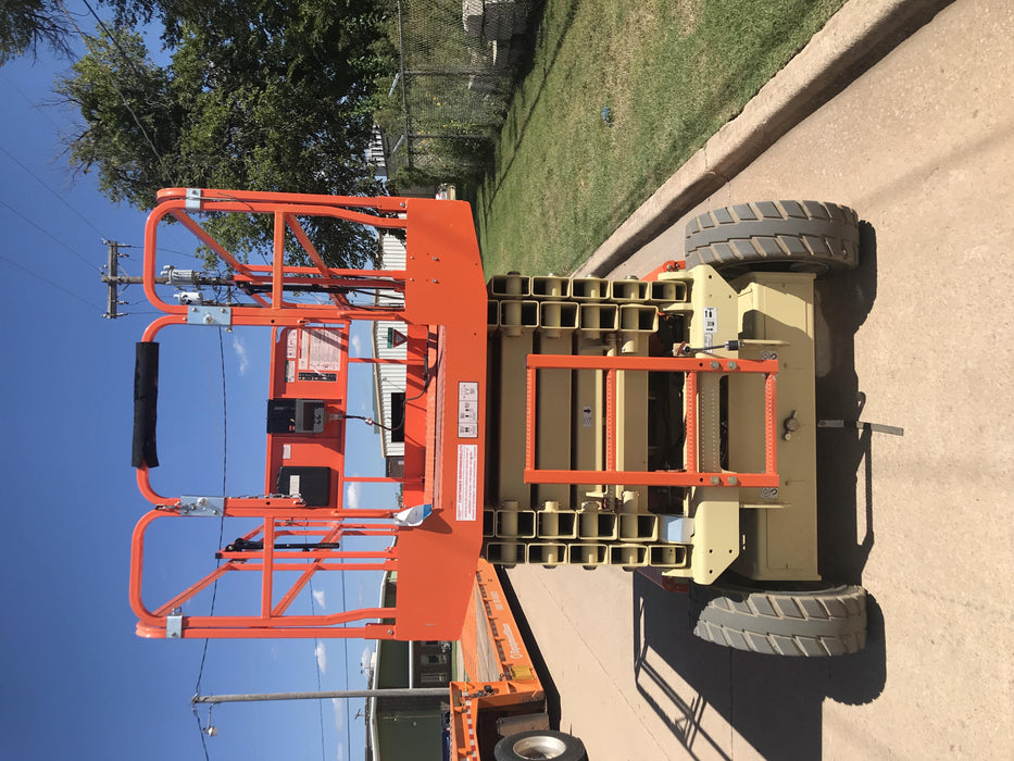 2019 JLG 4069LE