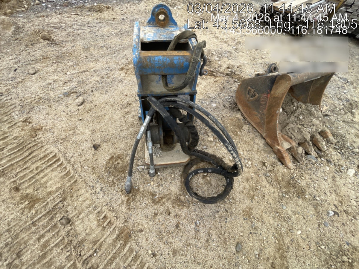 2022 OKADA 12" Plate Compactor - Mini Excavator