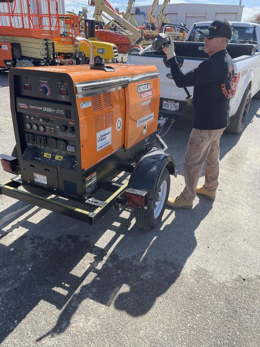 2021 Lincoln Electric Vantage 322 Vantage 322 Ready Pak 3 w/ Decals, ORANGE (includes trailer, cable rack, fender light kit) NO Telematics