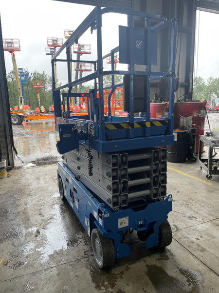 2022 GENIE GS-3232