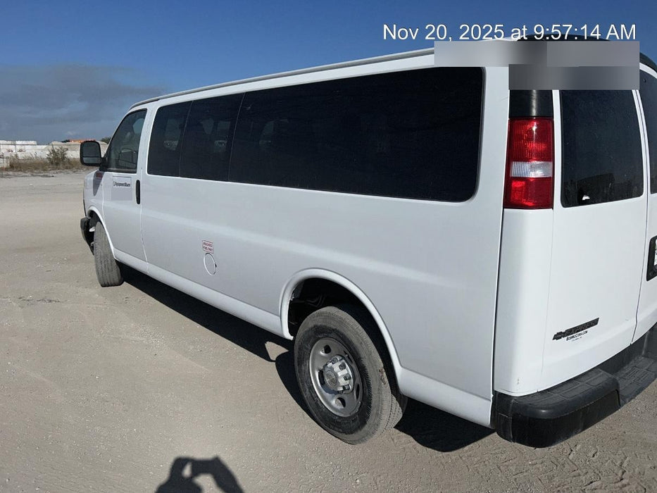 2023 CHEVROLET Express Van - Rental
