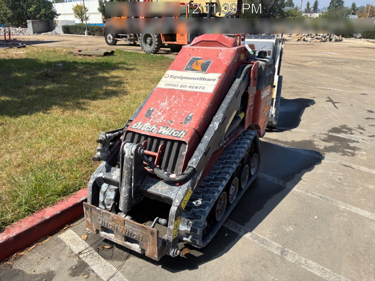 2019 DITCH WITCH SK800A