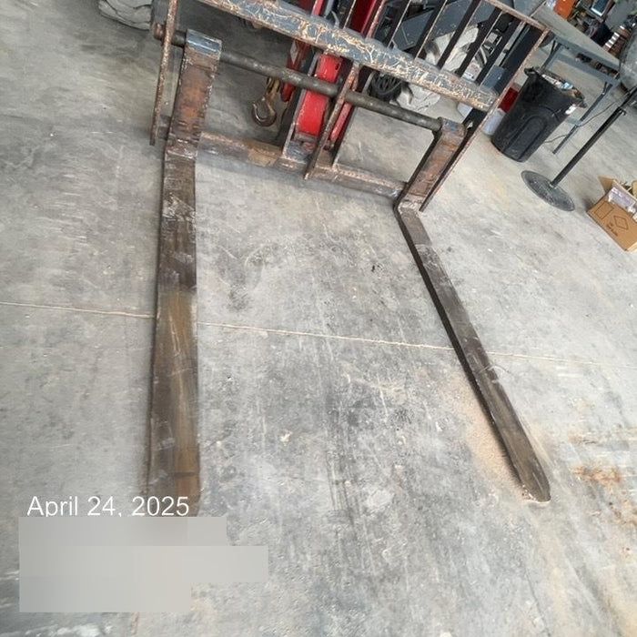 2018 Manitou 12042 Manitou MTA 12042 w/Open ROPS, Work Lights/Strobe, Aux Hyd, Solid Tires, Lift Hook, 66" Carriage, 72" Forks, Outriggers