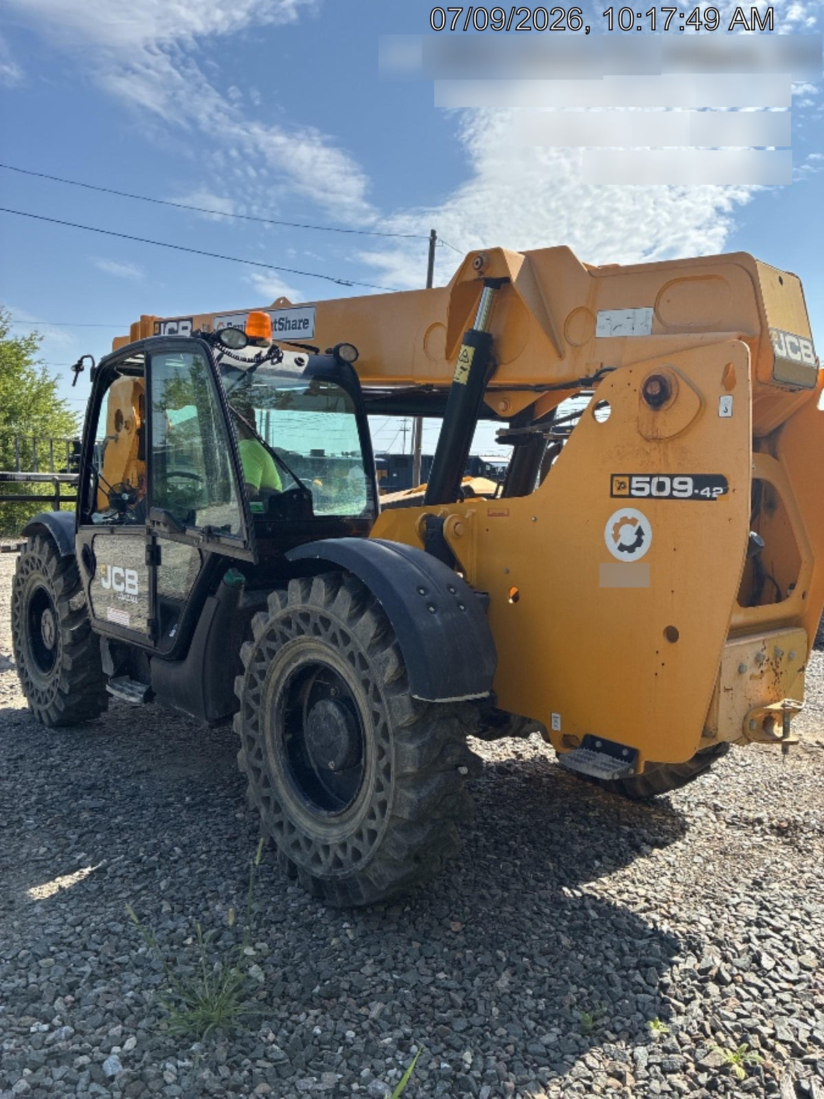 2020 JCB 509-42 Cab/Heat/Air, Solid Tires, Work Lights, Beacon, Aux Hydraulics, Back up Alarm, Lifting Eye, ES Decals