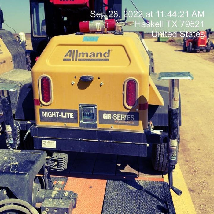 2022 Allmand NLV3GR (4) LED Light Fixture 350W, 23' Vertical Mast, 3kW Prime, Towable, ES Decals, T3