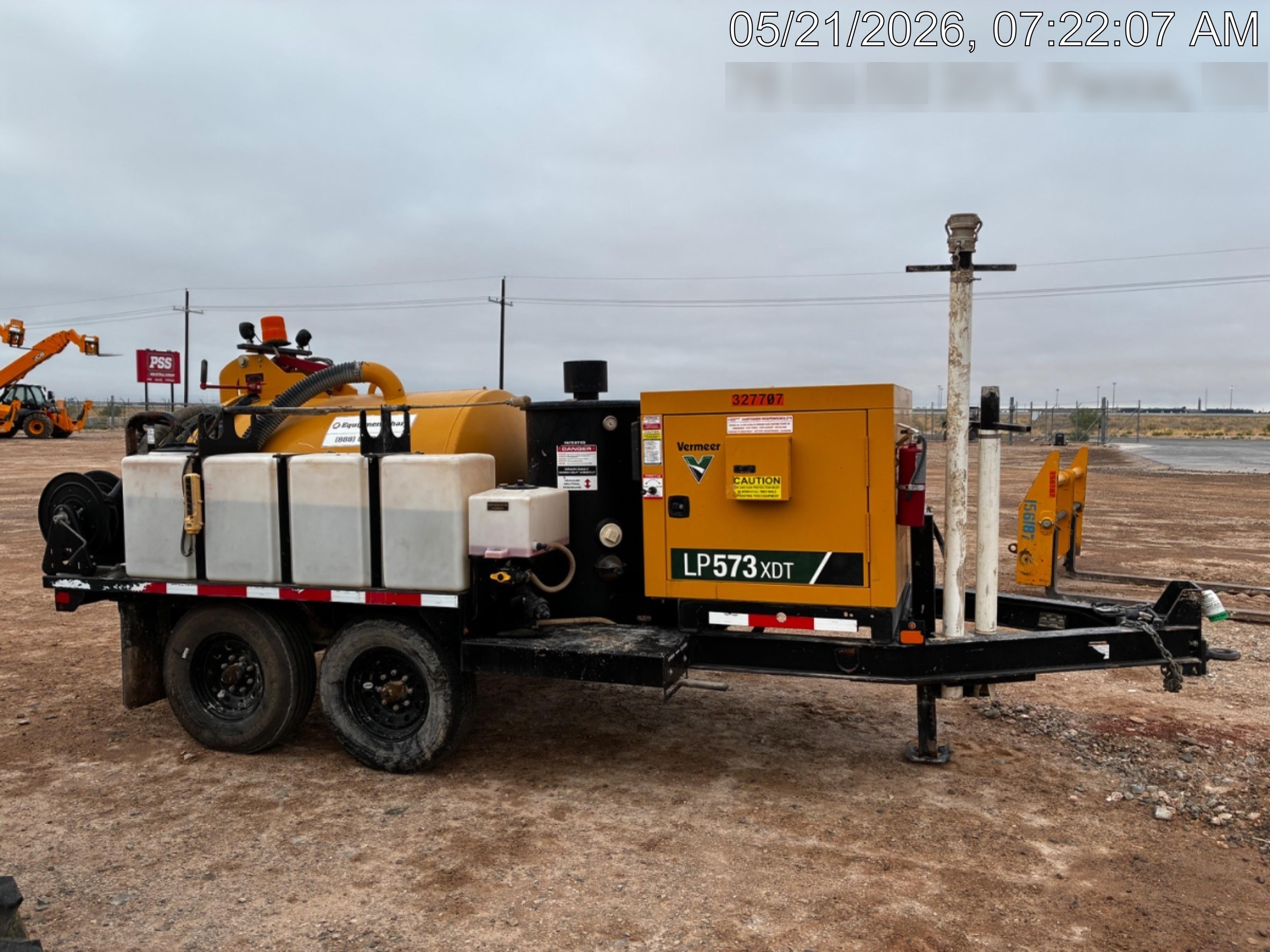 2023 VAC-TRON LP573XDT