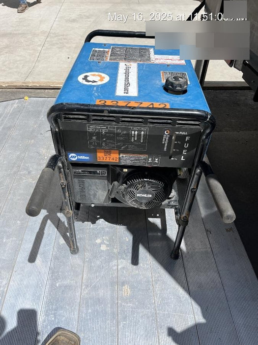 2023 Miller Electric Blue Star 185 Engine Driven Welder, Electric Start, 13 hp, Gas, 6,500 W Peak 907664