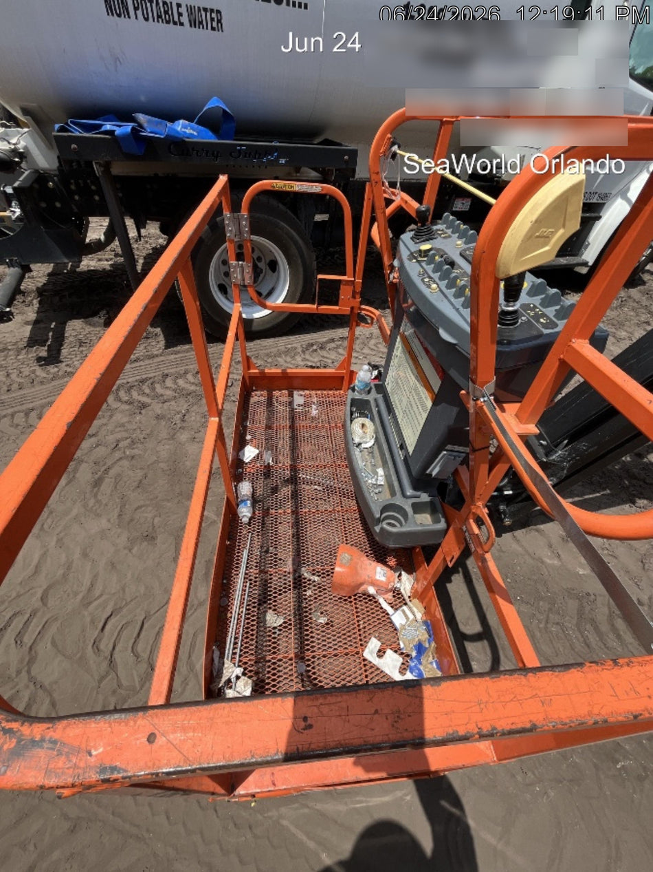 2023 JLG 450AJ