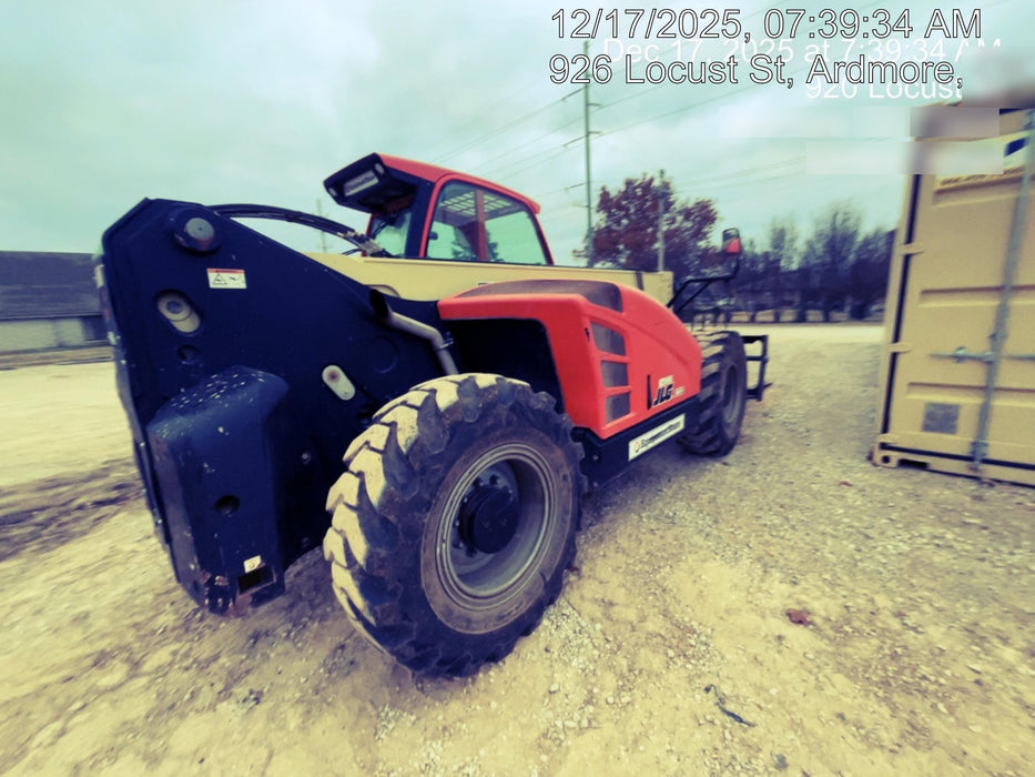 2021 JLG 1732