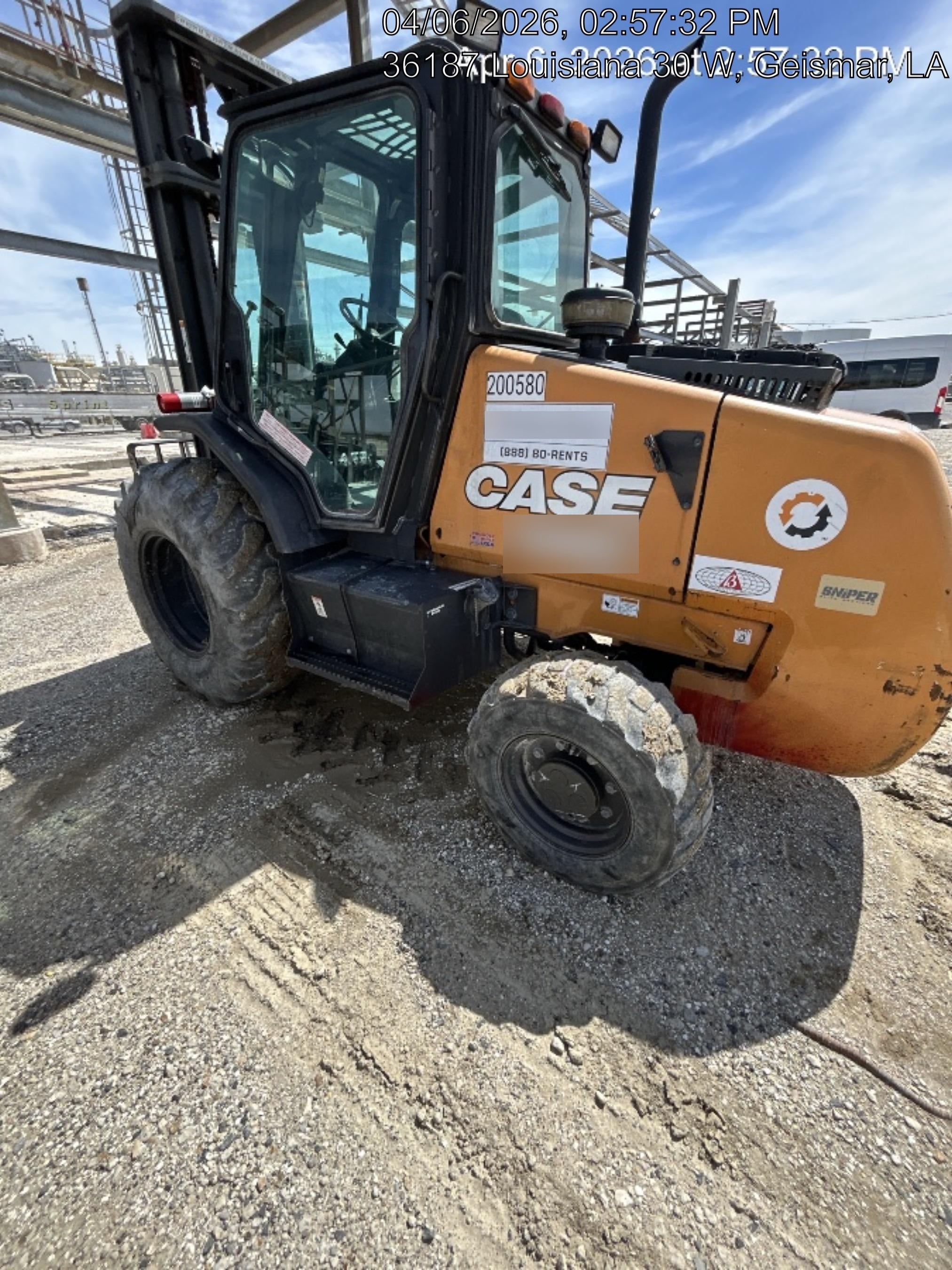 2022 CASE 588H