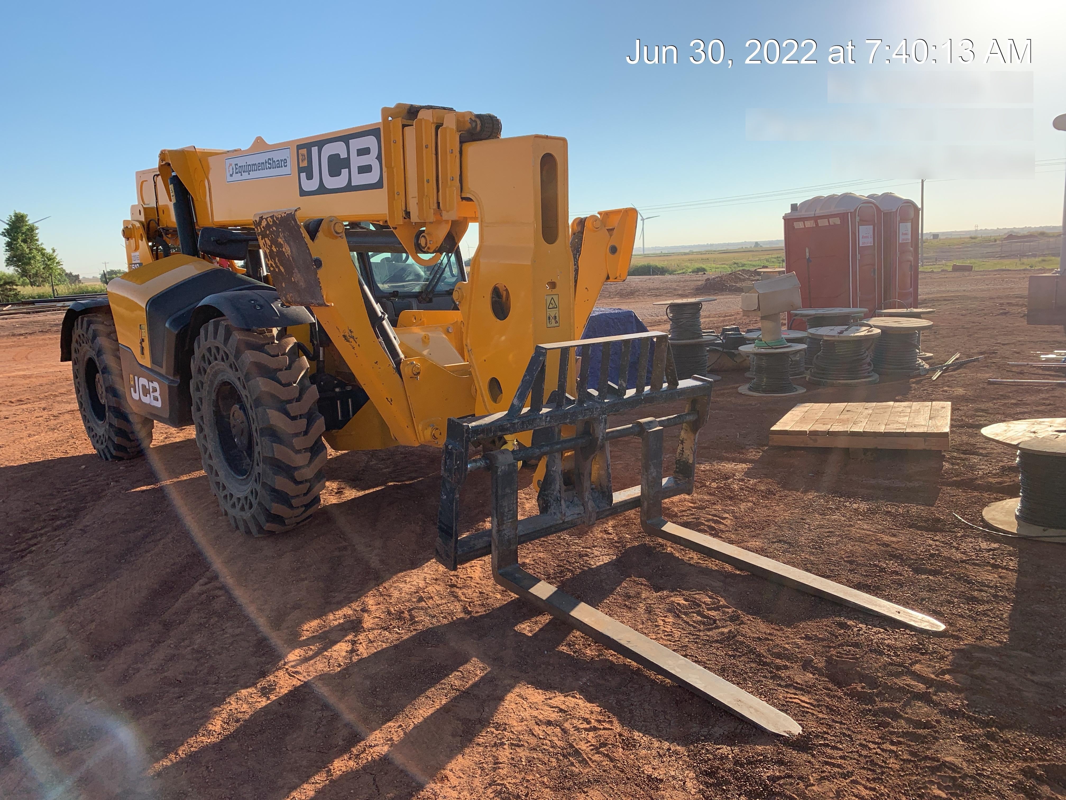 2021 JCB 510-56