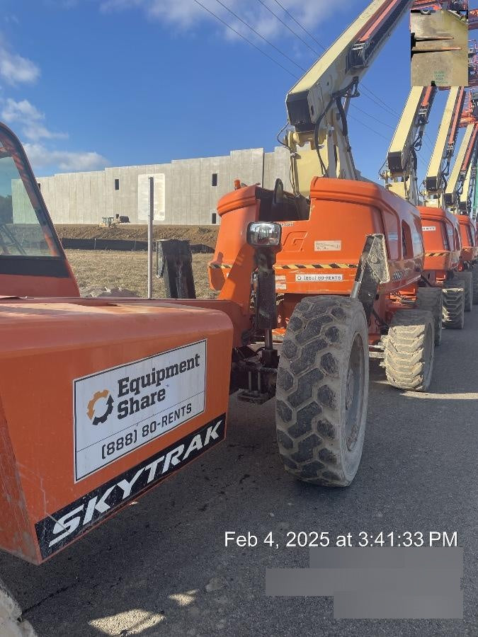 2021 SKYTRAK 10054