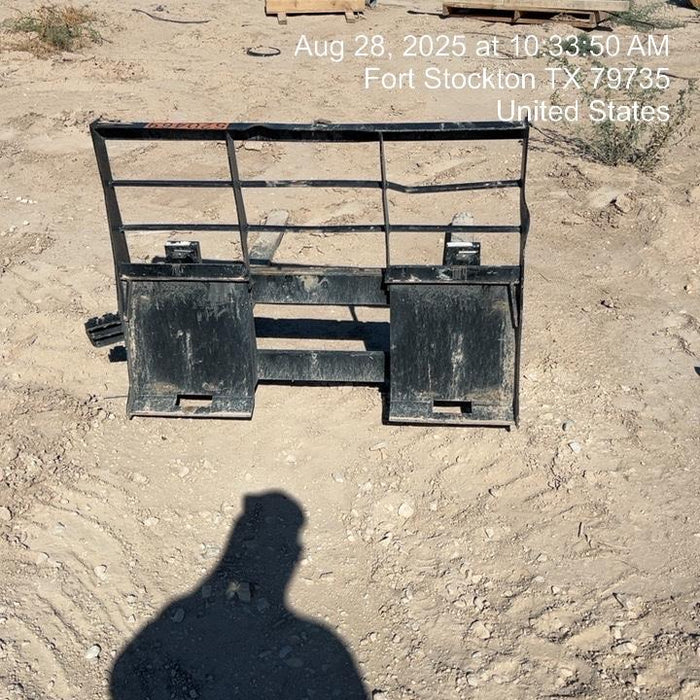 2025 ARROW MATERIAL HANDLING 60" Pallet Forks - Arrow