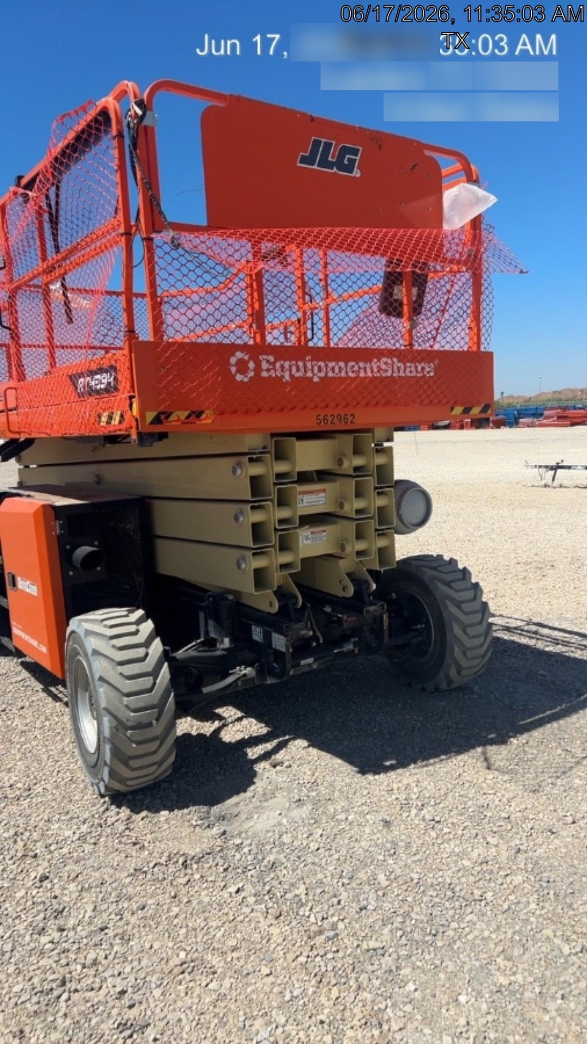 2025 JLG RT4394