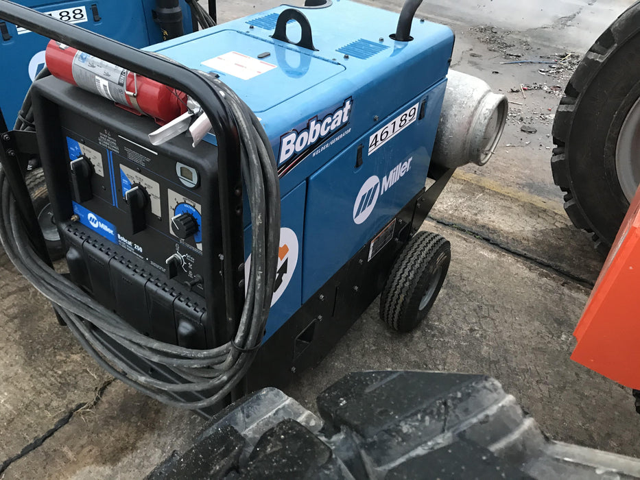 2019 Miller Electric BOBCAT 250 Standard w/Running Gear, Bracket, Hose