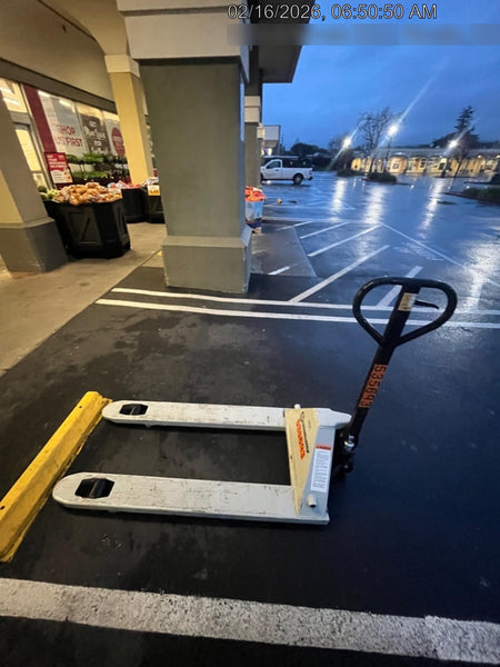 2024 NORTHERN TOOL 4,400 Lb Pallet Jack