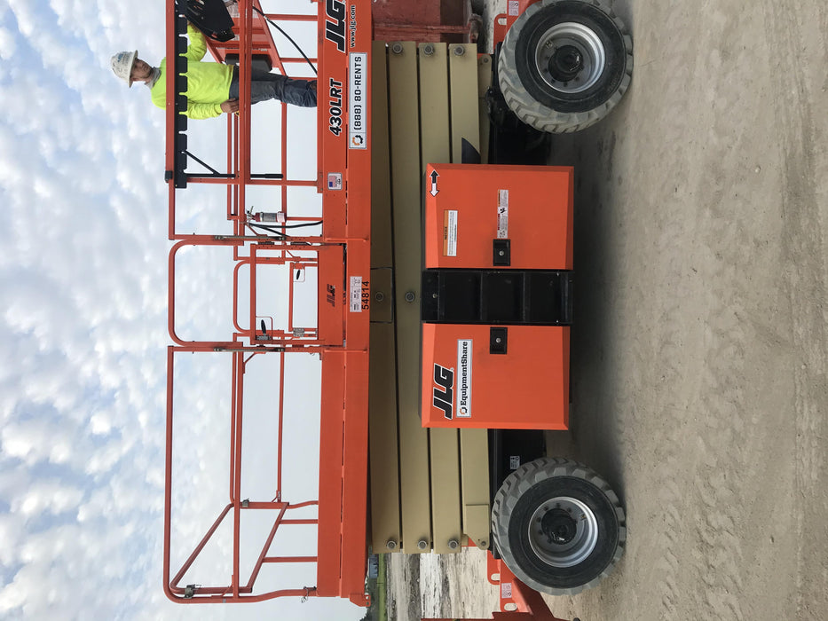 2020 JLG 430LRT