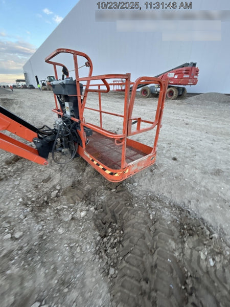 2021 JLG 660SJ