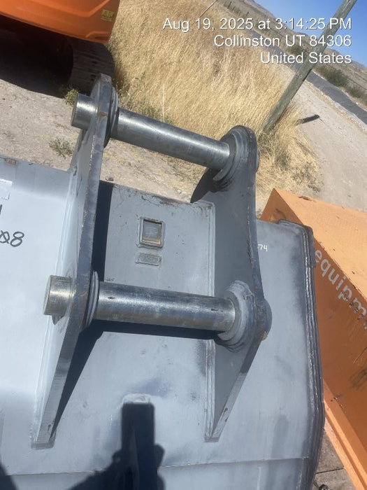 2020 DOOSAN 48" Excavator Bucket