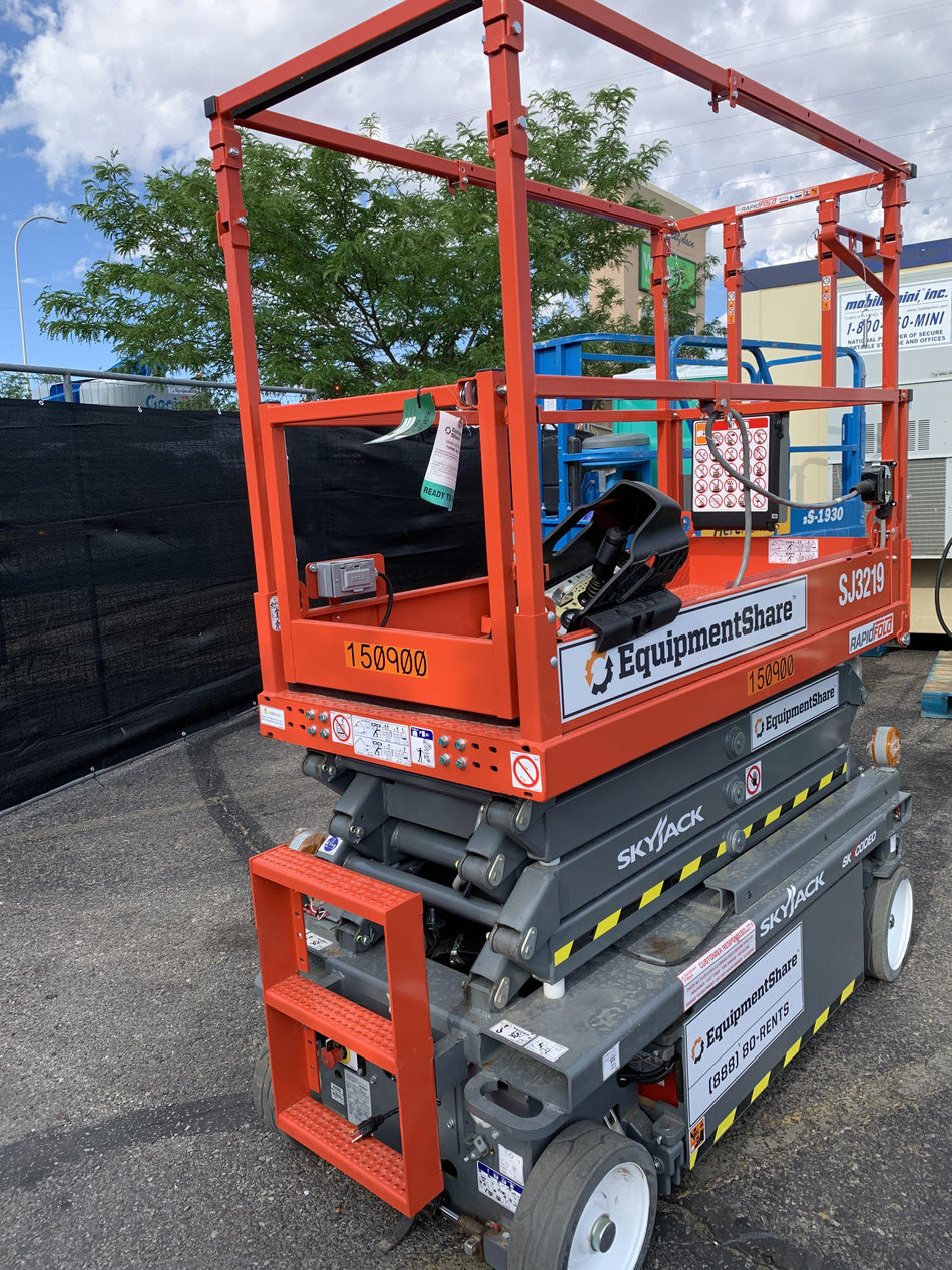 2021 SKYJACK SJ3219