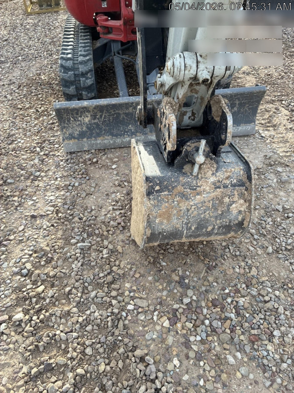 2025 TAKEUCHI 18" HD Bucket - Takeuchi