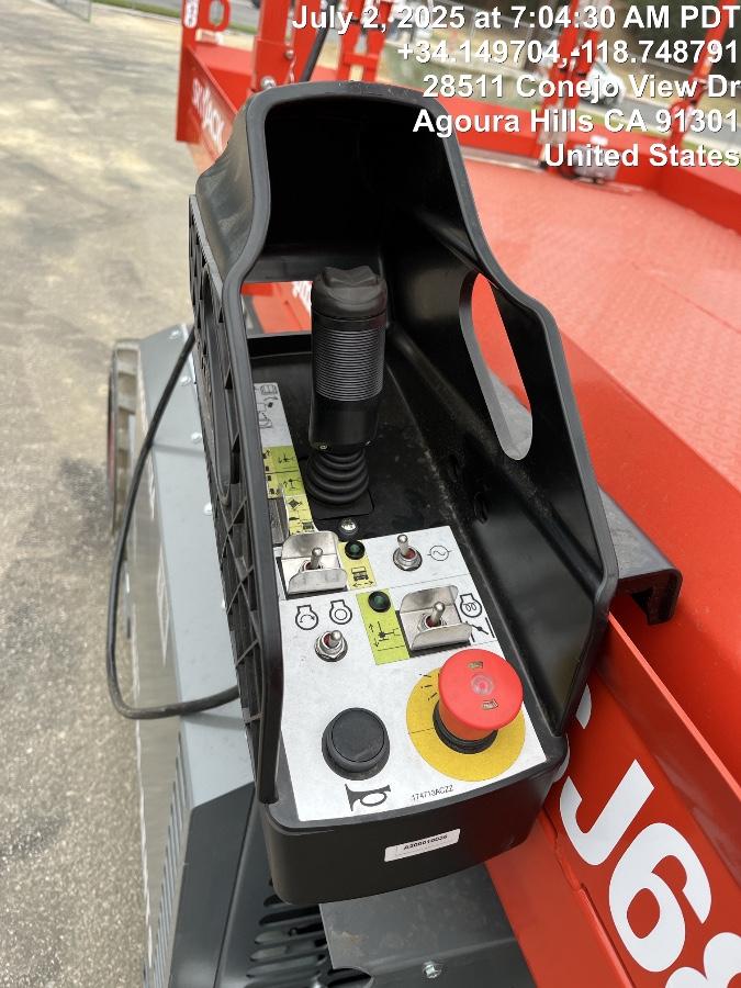 2025 SKYJACK SJ6826 RT