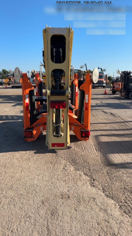 2022 JLG T350