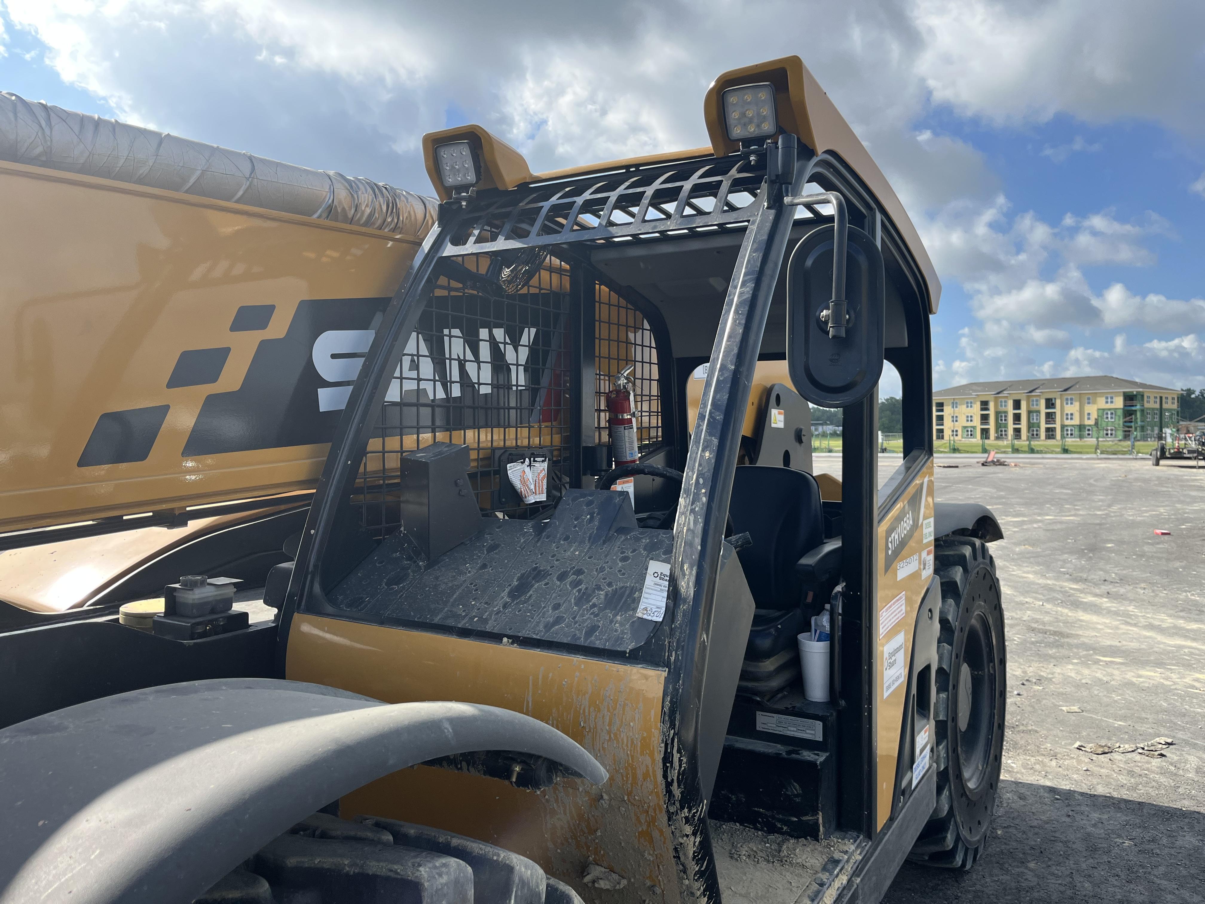 2023 SANY STH1056