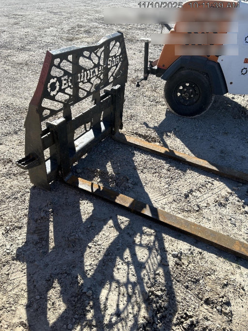 2022 PALADIN 48" Pallet Forks - Paladin