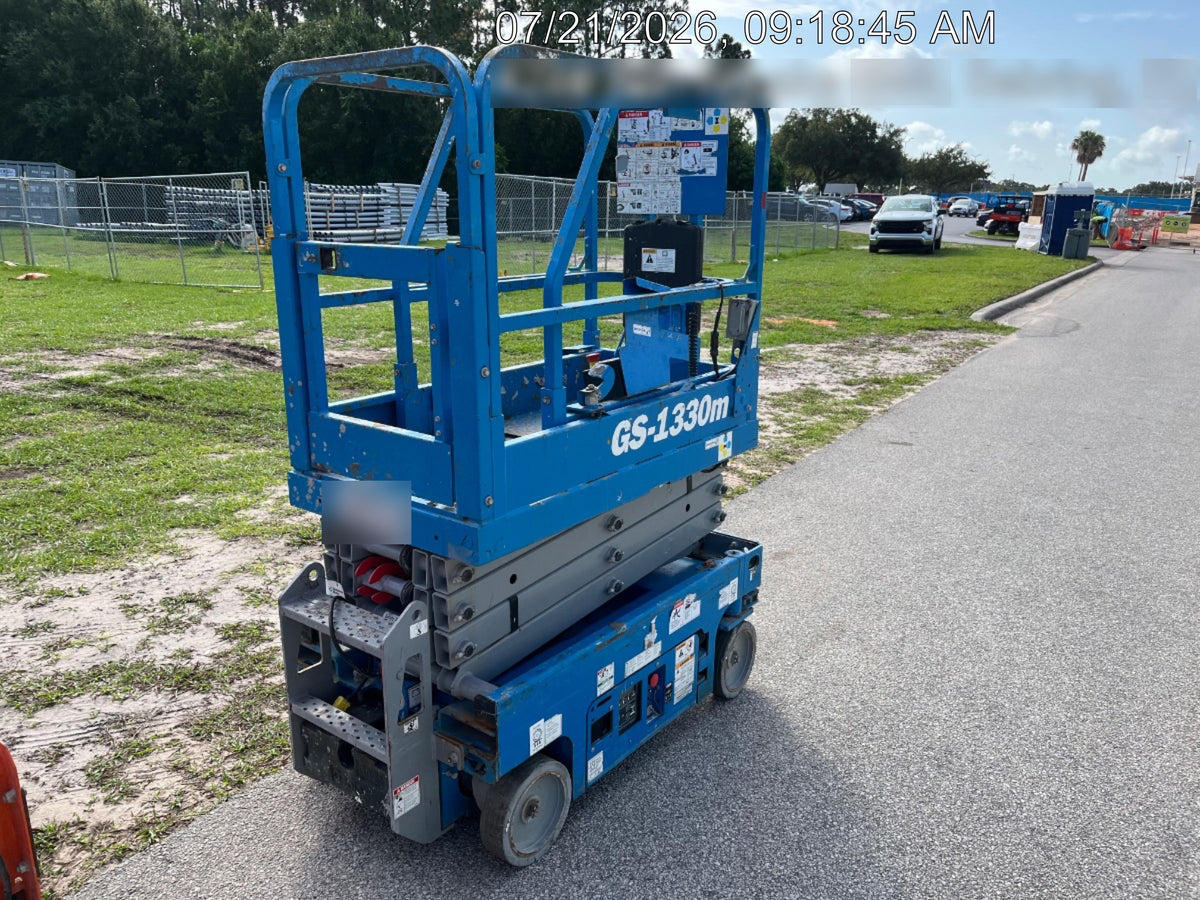 2021 GENIE GS-1330m