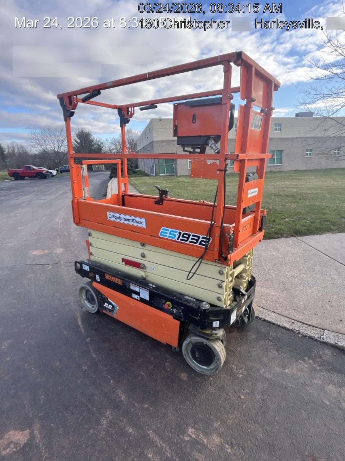 2021 JLG ES1932