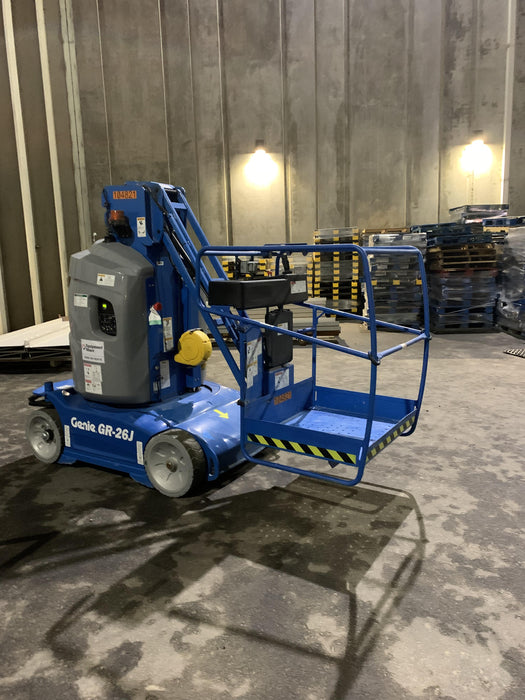 2020 GENIE GR-26J