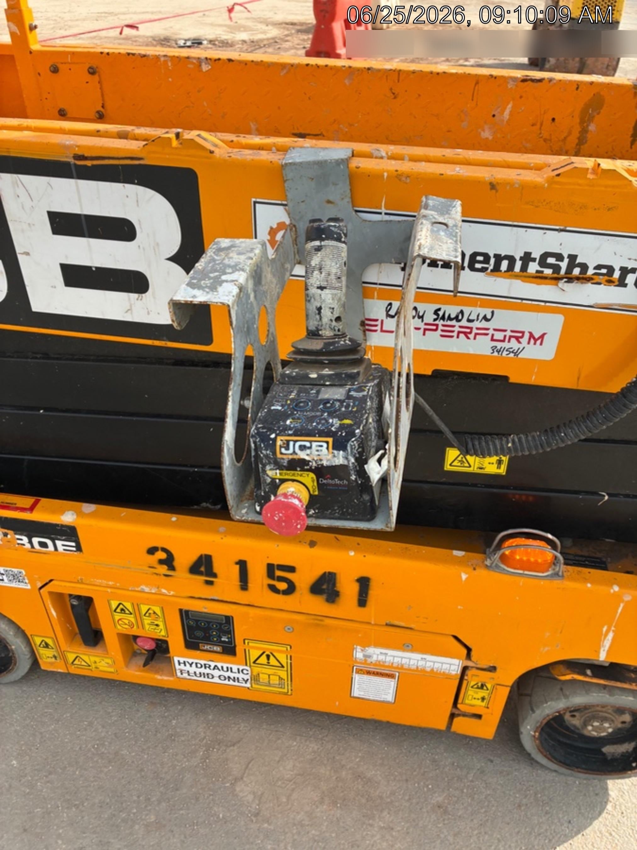 2023 JCB S1930E