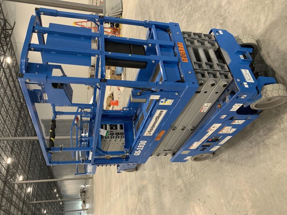 2020 Genie GS-1930 Solid Non Marking Tires, Beacon, Folding rails with half height swing gate