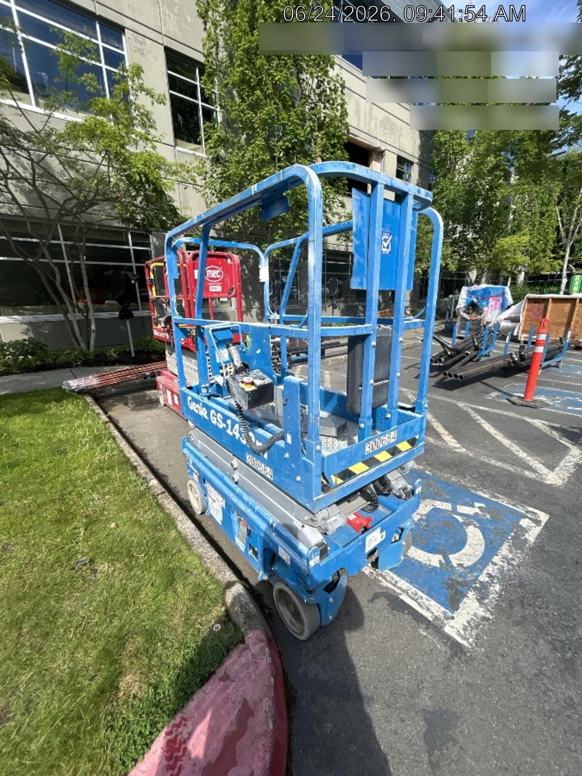 2023 GENIE GS-1432