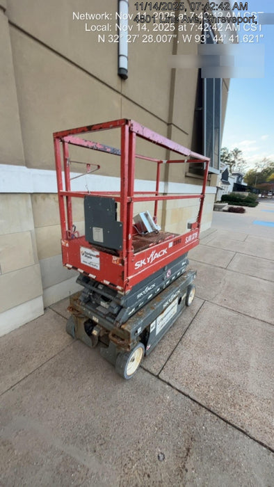 2018 Skyjack SJIII-3219 Skyjack SJIII3219 Scissor Lift w/Trojan Batteries