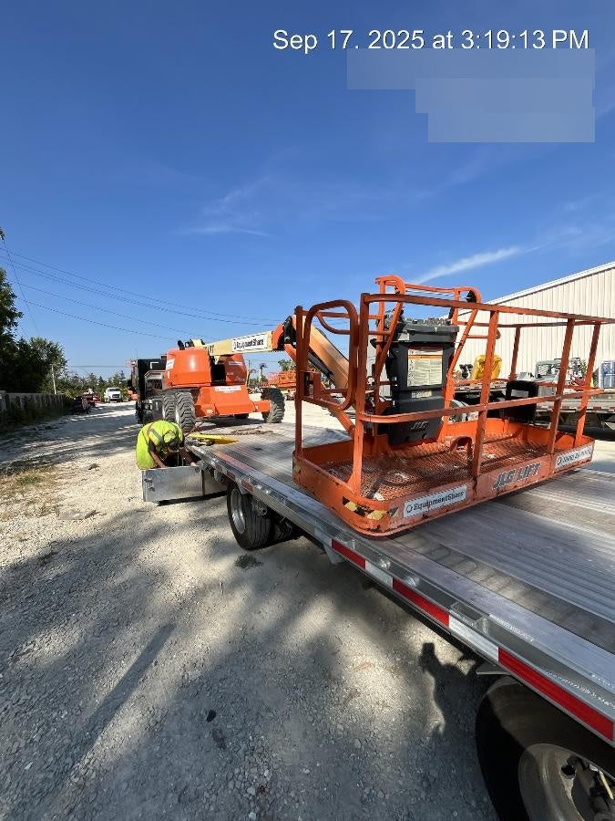 2022 JLG 460SJ