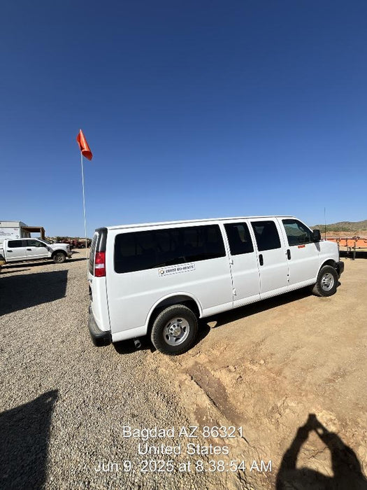 2025 CHEVROLET Express Van - Rental
