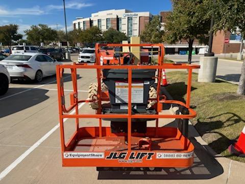 2022 JLG 340AJ