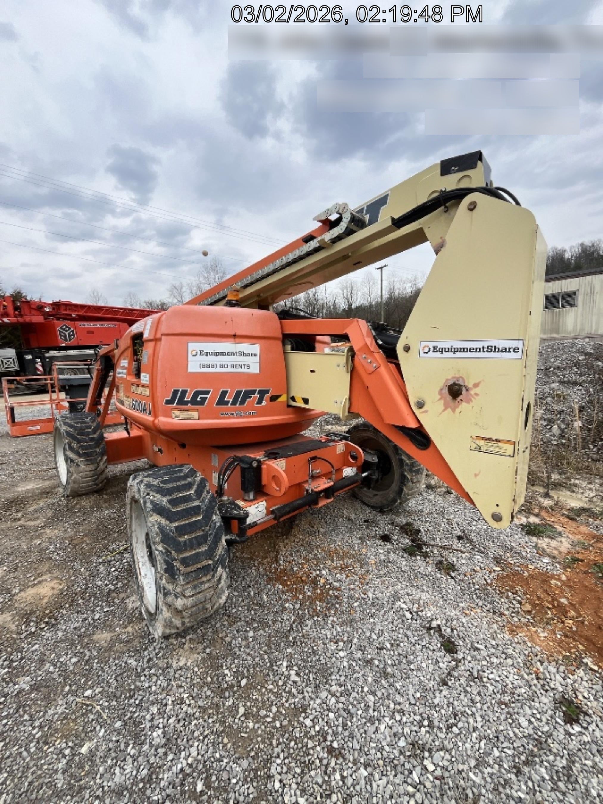 2019 JLG 600AJ