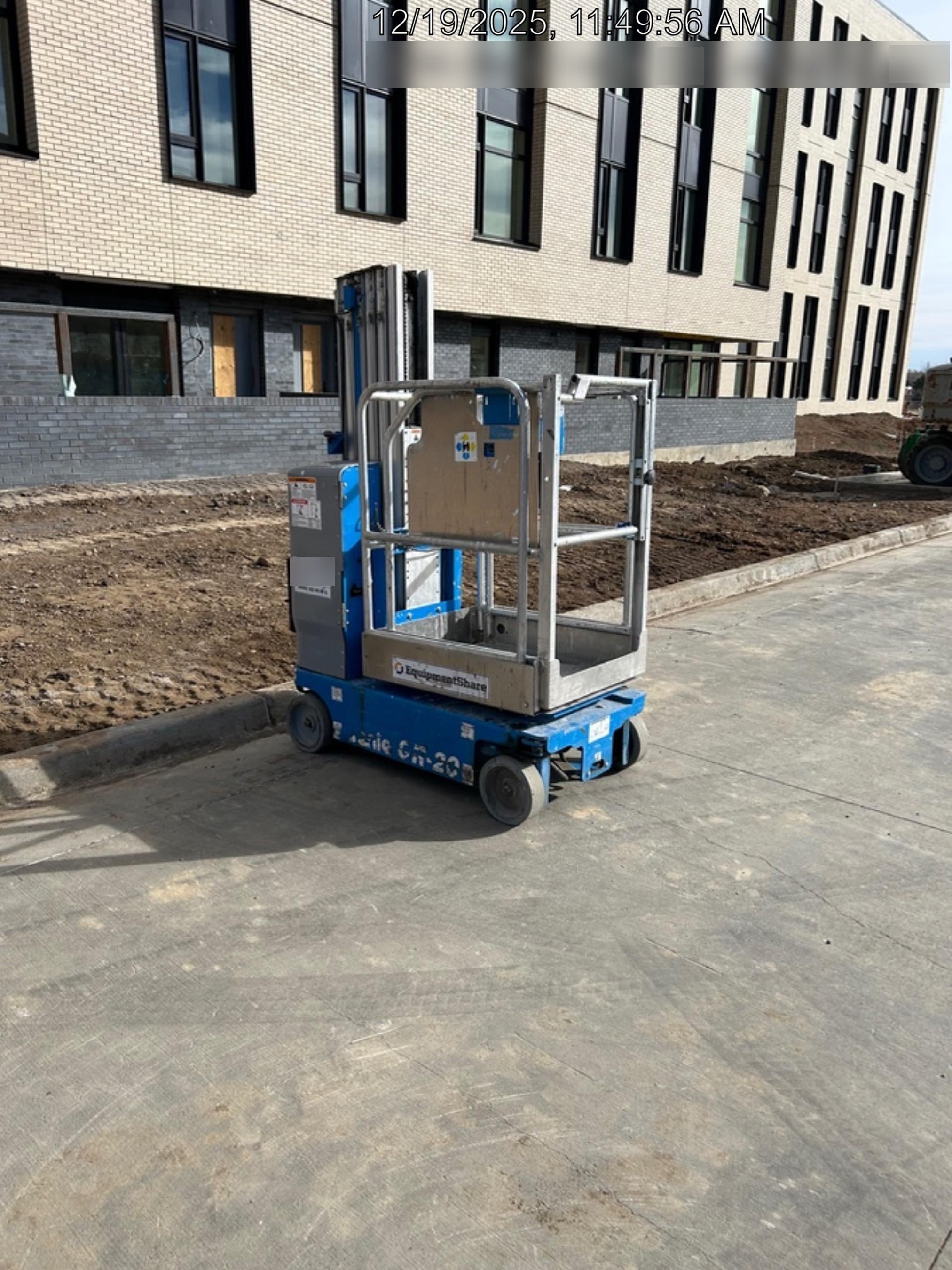 2019 GENIE GR-20