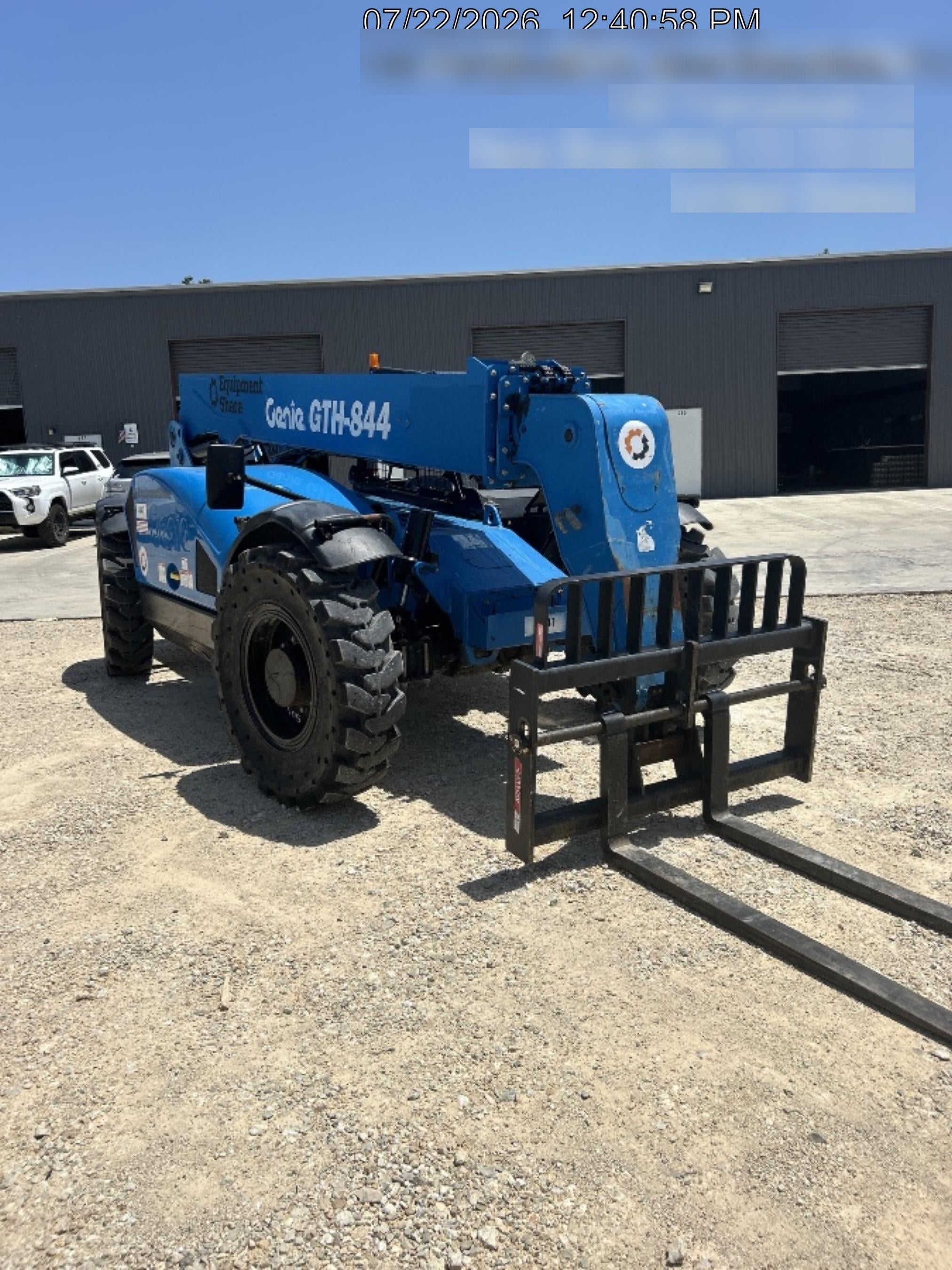 2017 GENIE GTH-844